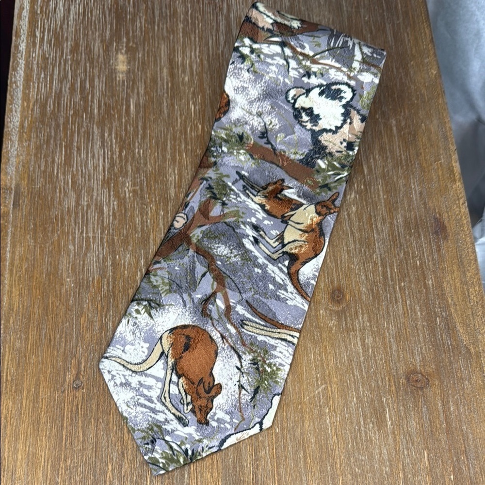 Reed St James Kangaroo Koala Bear Gray Shimmer Tie